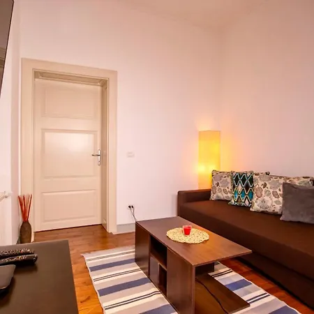 Апартаменты Savoya Apartment, Old Town