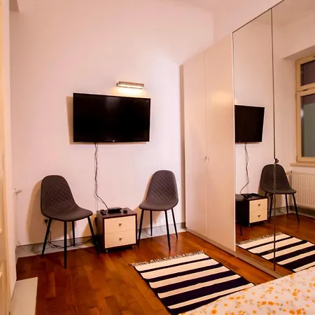 Savoya Apartment, Old Town Апартаменты *